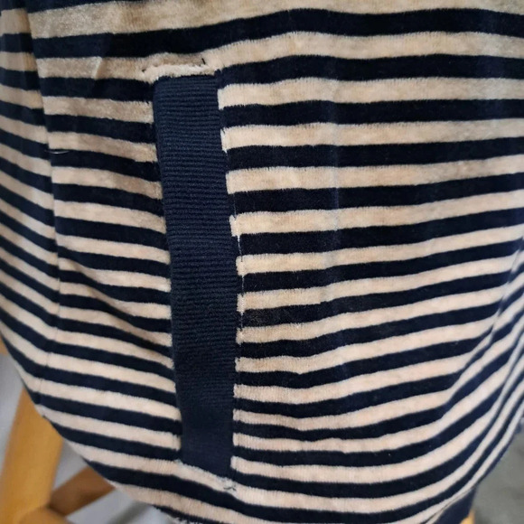 Calvin Klein velour top - Picture 3 of 10